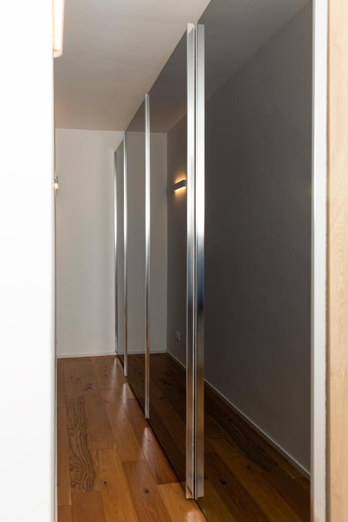Free Parking - 5 Star - Sauna Luxury Apartment 밀라노 외부 사진